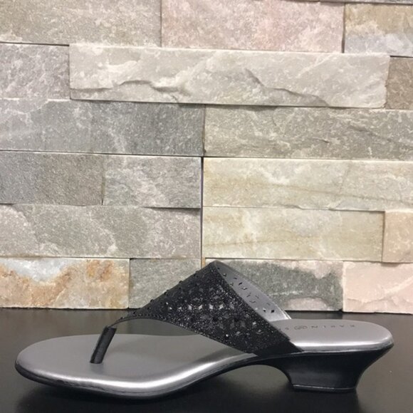 Karen Scott Elda Sandals - Picture 3 of 5